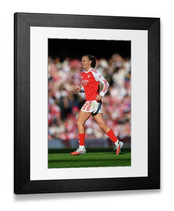 Framed Print : Arsenal v Brighton & Hove Albion - Barclays Women's Super League Arsenal v Brighton & Hove Albion - Barclays Women's Super League Framed Print : Arsenal v Brighton & Hove Albion - Barclays Women's Super League Arsenal v Brighton & Hove Albion - Barclays Women's Super League