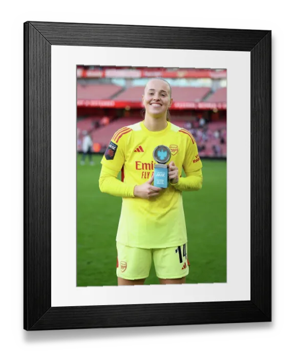 Framed Print : Arsenal v Brighton & Hove Albion - Barclays Women's Super League Arsenal v Brighton & Hove Albion - Barclays Women's Super League Framed Print : Arsenal v Brighton & Hove Albion - Barclays Women's Super League Arsenal v Brighton & Hove Albion - Barclays Women's Super League