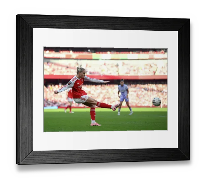 Framed Print : Arsenal v Brighton & Hove Albion - Barclays Women's Super League Arsenal v Brighton & Hove Albion - Barclays Women's Super League