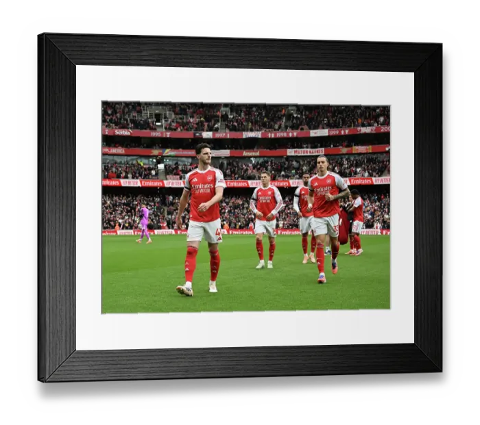 Framed Print : Arsenal v West Ham United - Premier League Framed Print : Arsenal v West Ham United - Premier League