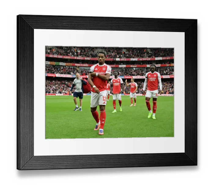 Framed Print : Arsenal v West Ham United - Premier League Framed Print : Arsenal v West Ham United - Premier League