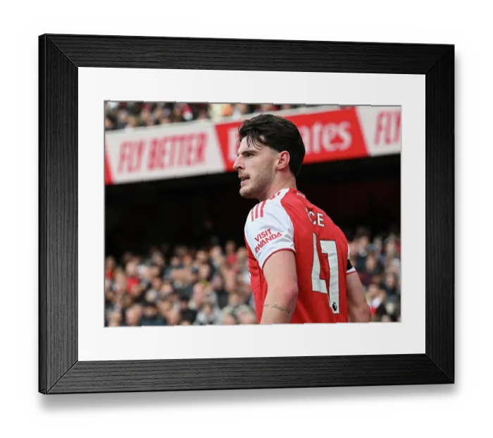 Framed Print : Arsenal v West Ham United - Premier League Framed Print : Arsenal v West Ham United - Premier League