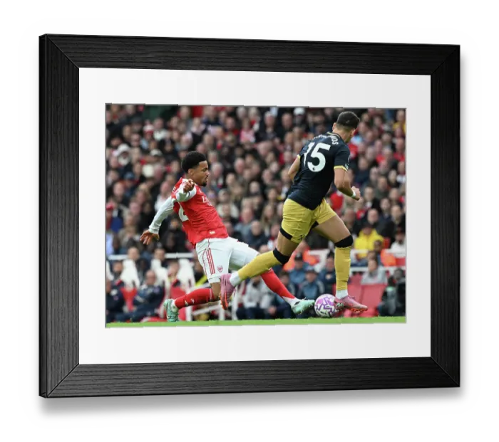 Framed Print : Arsenal v West Ham United - Premier League
