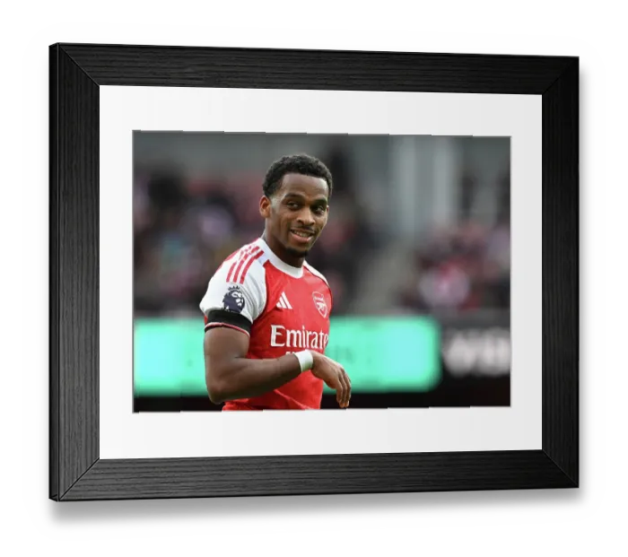 Framed Print : Arsenal v West Ham United - Premier League Framed Print : Arsenal v West Ham United - Premier League