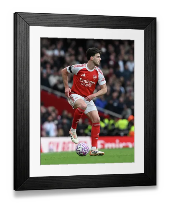 Framed Print : Arsenal v West Ham United - Premier League Framed Print : Arsenal v West Ham United - Premier League