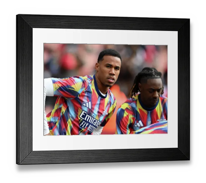 Framed Print : Arsenal v West Ham United - Premier League Framed Print : Arsenal v West Ham United - Premier League