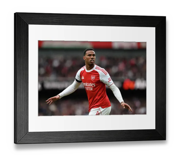 Framed Print : Arsenal v West Ham United - Premier League Framed Print : Arsenal v West Ham United - Premier League