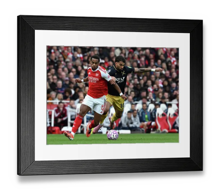 Framed Print : Arsenal v West Ham United - Premier League Framed Print : Arsenal v West Ham United - Premier League