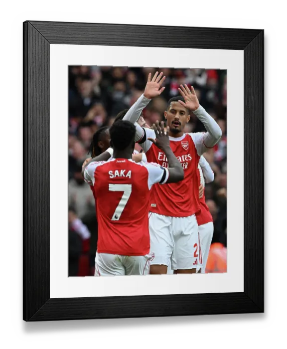 Framed Print : Arsenal v West Ham United - Premier League Framed Print : Arsenal v West Ham United - Premier League