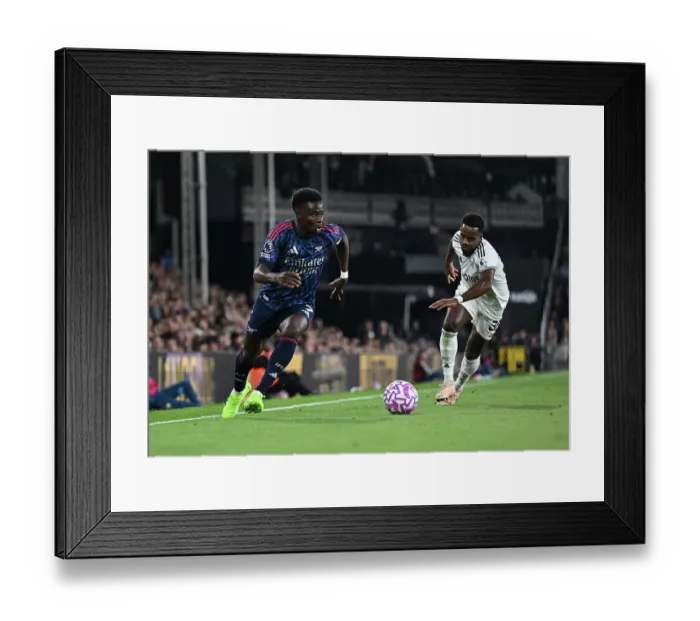Framed Print : Fulham v Arsenal - Premier League