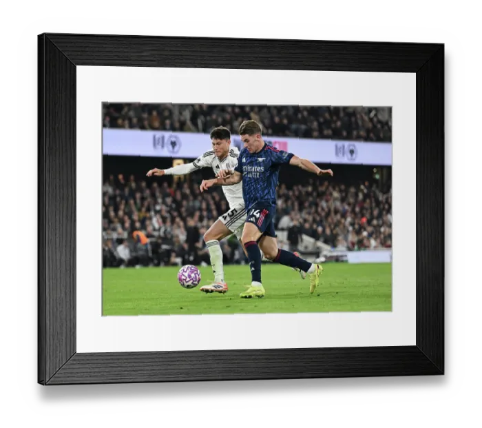 Framed Print : Fulham v Arsenal - Premier League