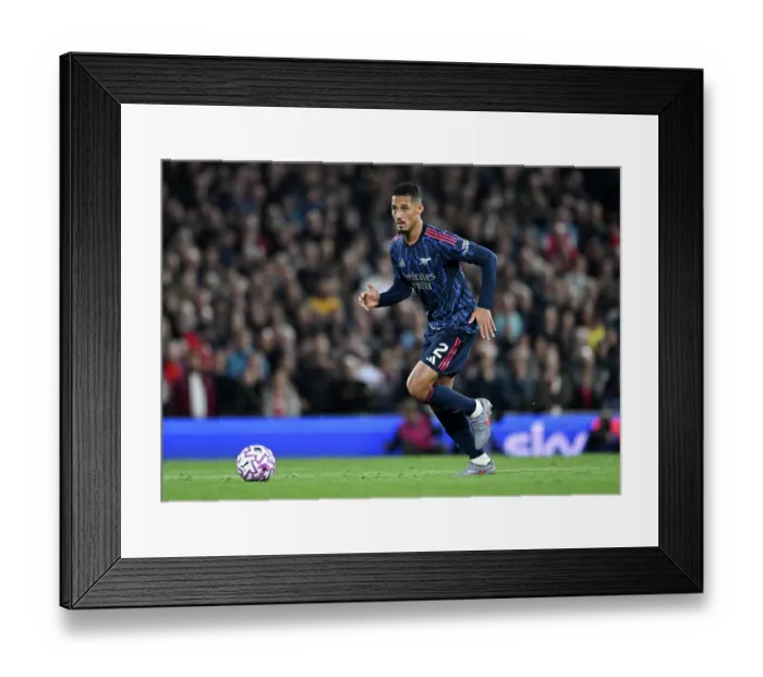 Framed Print : Fulham v Arsenal - Premier League Framed Print : Fulham v Arsenal - Premier League