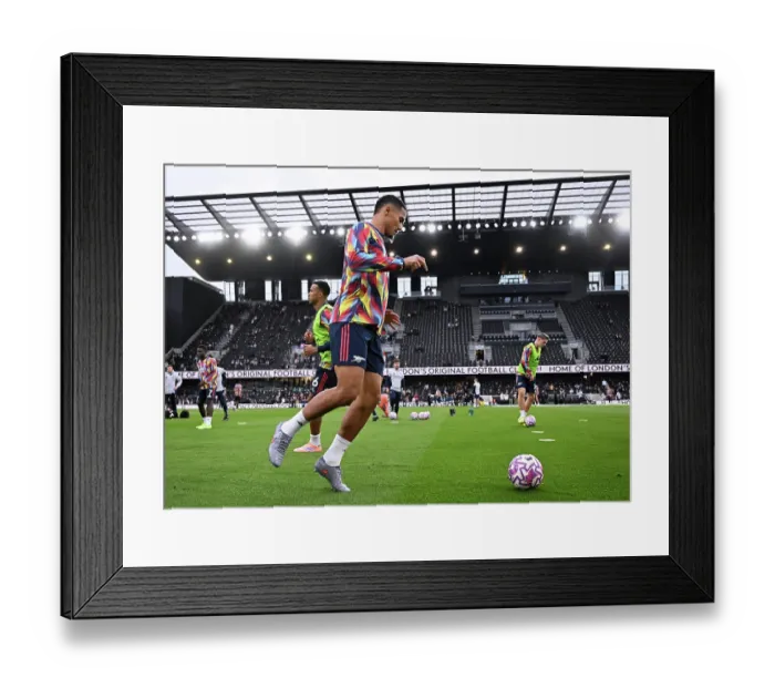 Framed Print : Fulham v Arsenal - Premier League