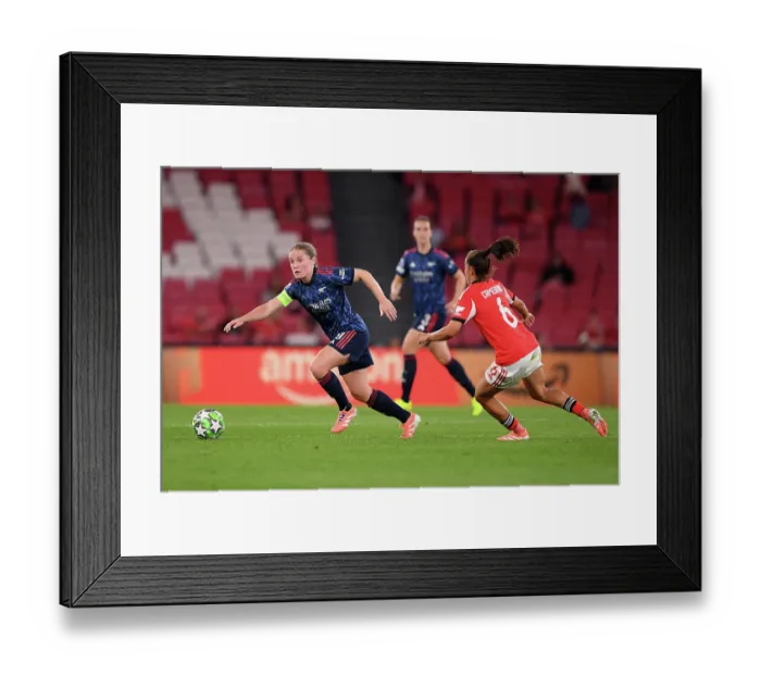 Framed Print : SL Benfica v Arsenal FC - UEFA Women's Champions League 2025 / 26 League Phase MD2 SL Benfica v Arsenal FC - UEFA Women's Champions League 2025 / 26 League Phase MD2