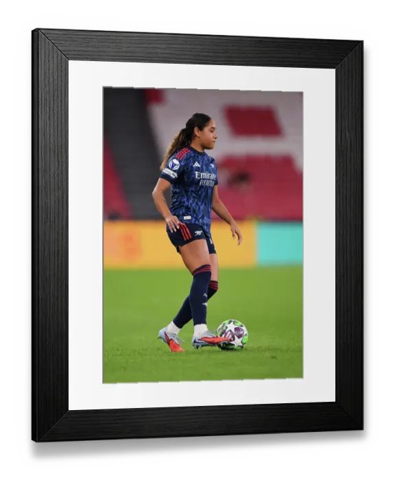 Framed Print : SL Benfica v Arsenal FC - UEFA Women's Champions League 2025 / 26 League Phase MD2 SL Benfica v Arsenal FC - UEFA Women's Champions League 2025 / 26 League Phase MD2