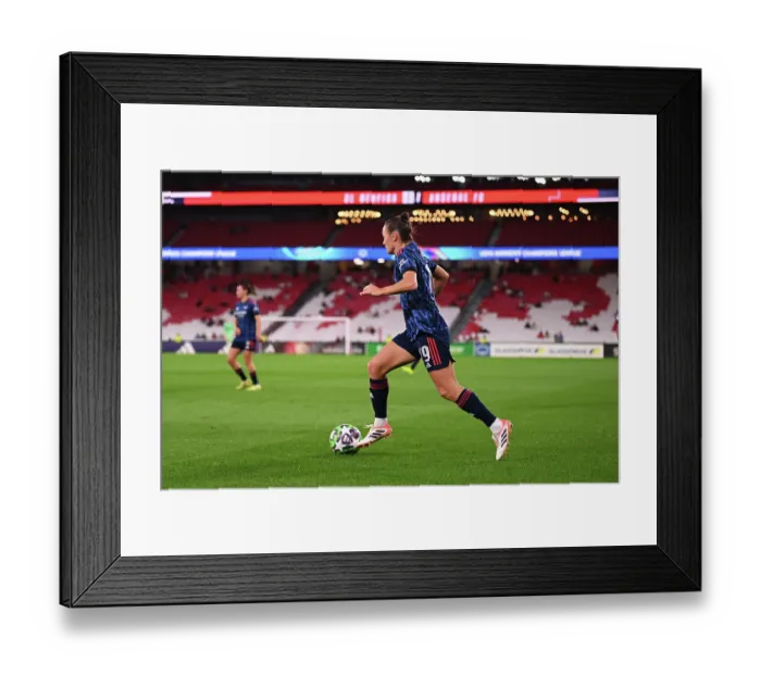 Framed Print : SL Benfica v Arsenal FC - UEFA Women's Champions League 2025 / 26 League Phase MD2 SL Benfica v Arsenal FC - UEFA Women's Champions League 2025 / 26 League Phase MD2