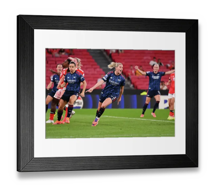 Framed Print : SL Benfica v Arsenal FC - UEFA Women's Champions League 2025 / 26 League Phase MD2 SL Benfica v Arsenal FC - UEFA Women's Champions League 2025 / 26 League Phase MD2