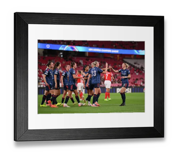 Framed Print : SL Benfica v Arsenal FC - UEFA Women's Champions League 2025 / 26 League Phase MD2 SL Benfica v Arsenal FC - UEFA Women's Champions League 2025 / 26 League Phase MD2