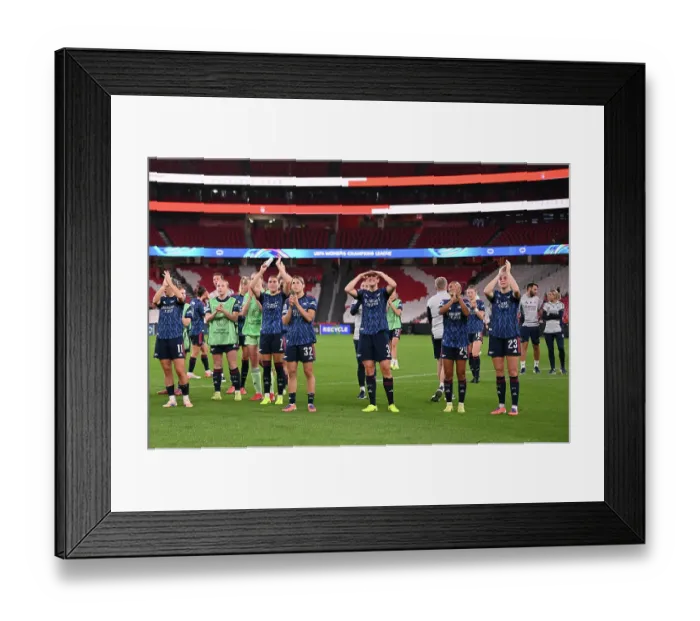Framed Print : SL Benfica v Arsenal FC - UEFA Women's Champions League 2025 / 26 League Phase MD2 SL Benfica v Arsenal FC - UEFA Women's Champions League 2025 / 26 League Phase MD2