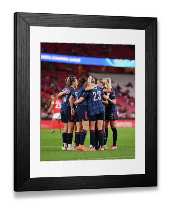 Framed Print : SL Benfica v Arsenal FC - UEFA Women's Champions League 2025 / 26 League Phase MD2 SL Benfica v Arsenal FC - UEFA Women's Champions League 2025 / 26 League Phase MD2