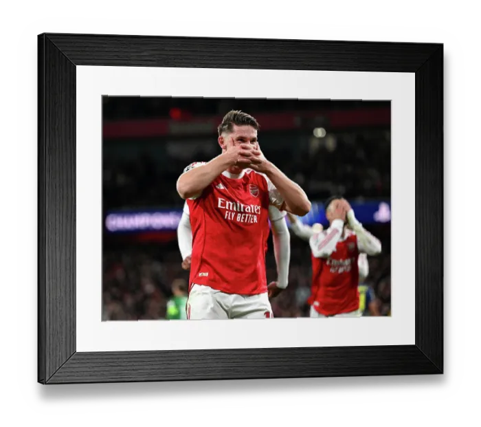 Framed Print : Arsenal FC v Atletico de Madrid - UEFA Champions League 2025 / 26 League Phase MD3 Framed Print : Arsenal FC v Atletico de Madrid - UEFA Champions League 2025 / 26 League Phase MD3