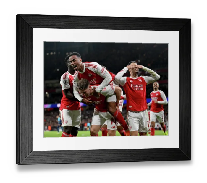 Framed Print : Arsenal FC v Atletico de Madrid - UEFA Champions League 2025 / 26 League Phase MD3 Framed Print : Arsenal FC v Atletico de Madrid - UEFA Champions League 2025 / 26 League Phase MD3