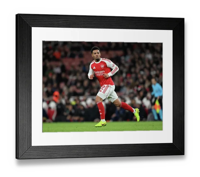 Framed Print : Arsenal FC v Atletico de Madrid - UEFA Champions League 2025 / 26 League Phase MD3 Framed Print : Arsenal FC v Atletico de Madrid - UEFA Champions League 2025 / 26 League Phase MD3