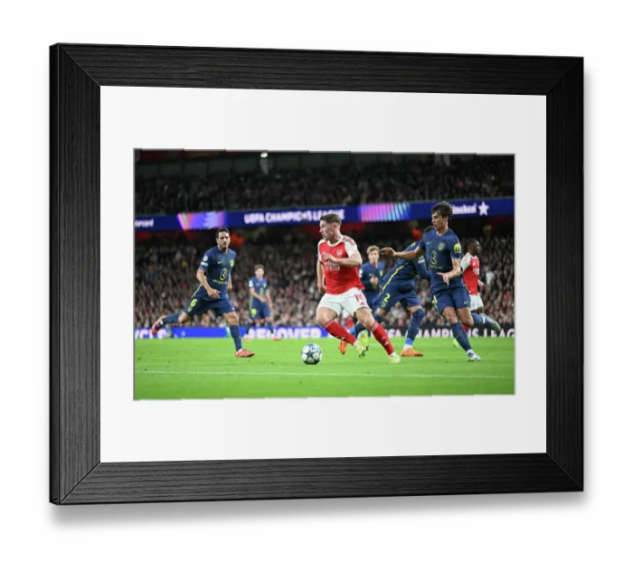 Framed Print : Arsenal FC v Atletico de Madrid - UEFA Champions League 2025 / 26 League Phase MD3