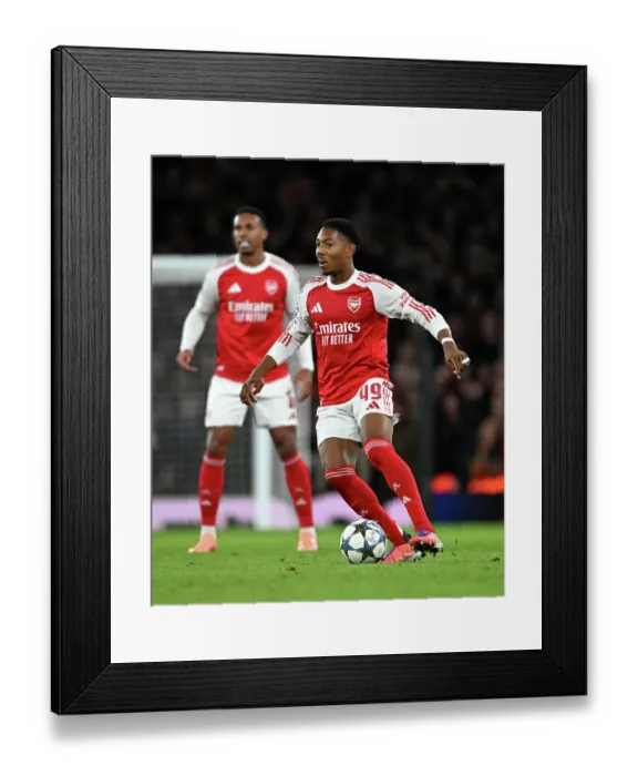Framed Print : Arsenal FC v Atletico de Madrid - UEFA Champions League 2025 / 26 League Phase MD3