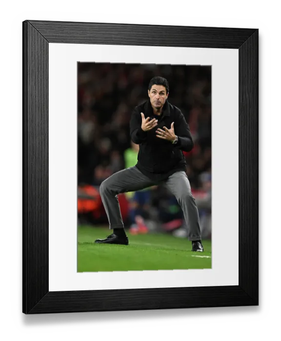 Framed Print : Arsenal FC v Atletico de Madrid - UEFA Champions League 2025 / 26 League Phase MD3
