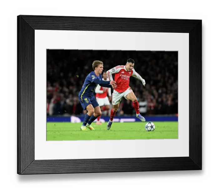Framed Print : Arsenal FC v Atletico de Madrid - UEFA Champions League 2025 / 26 League Phase MD3 Framed Print : Arsenal FC v Atletico de Madrid - UEFA Champions League 2025 / 26 League Phase MD3