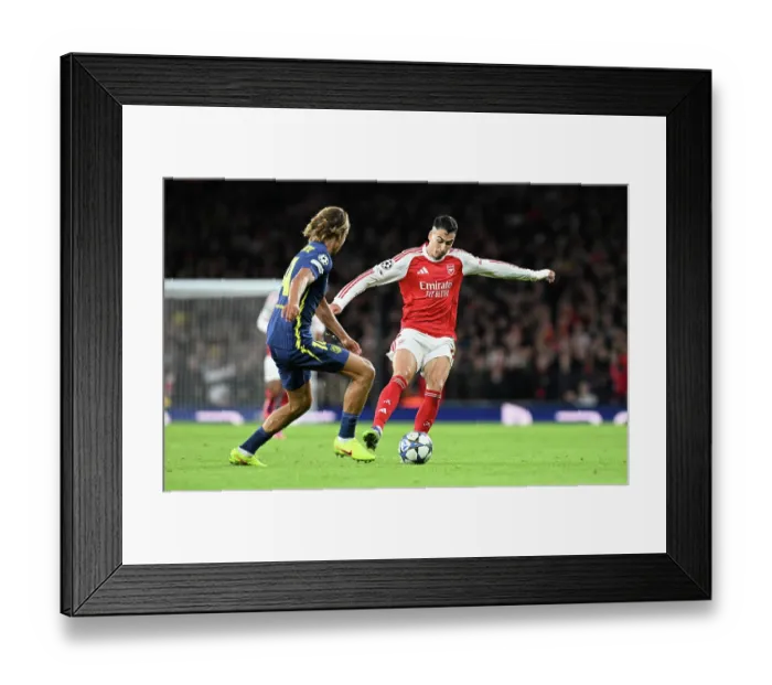 Framed Print : Arsenal FC v Atletico de Madrid - UEFA Champions League 2025 / 26 League Phase MD3