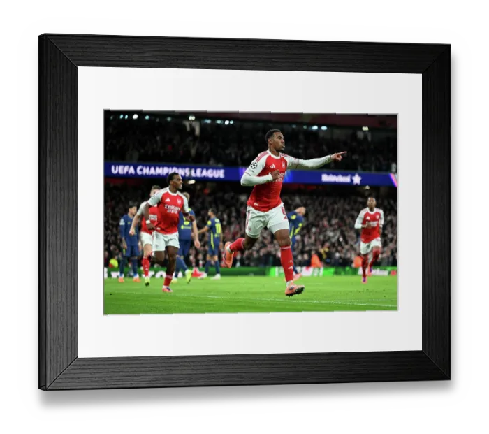 Framed Print : Arsenal FC v Atletico de Madrid - UEFA Champions League 2025 / 26 League Phase MD3