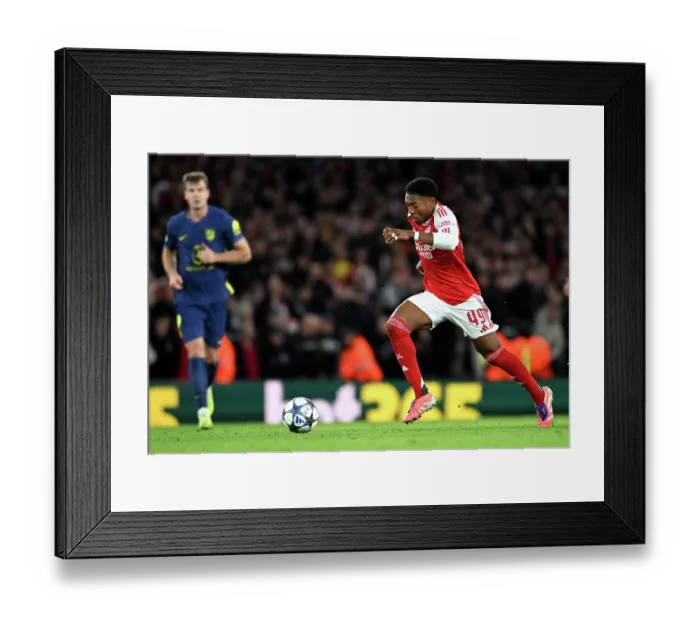 Framed Print : Arsenal FC v Atletico de Madrid - UEFA Champions League 2025 / 26 League Phase MD3