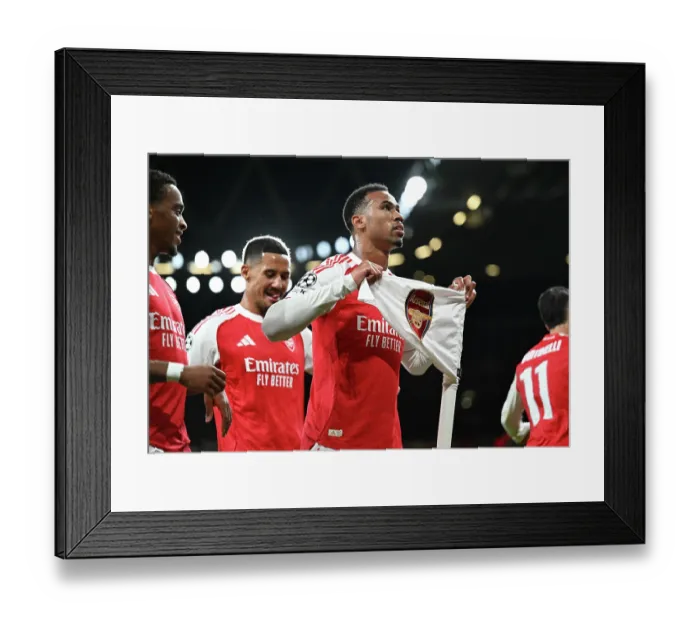 Framed Print : Arsenal FC v Atletico de Madrid - UEFA Champions League 2025 / 26 League Phase MD3 Framed Print : Arsenal FC v Atletico de Madrid - UEFA Champions League 2025 / 26 League Phase MD3