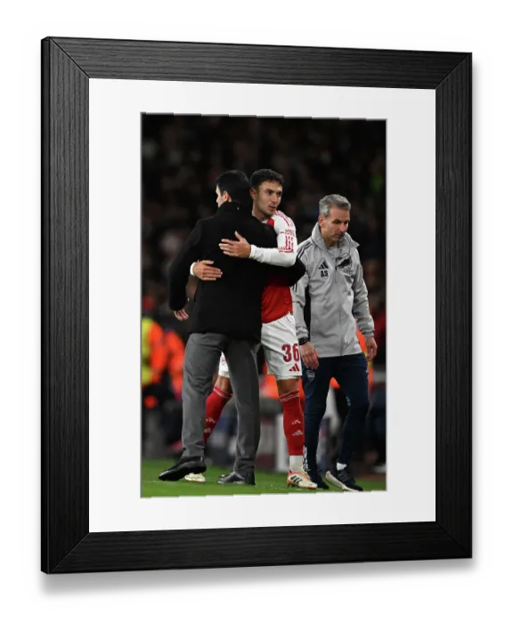 Framed Print : Arsenal FC v Atletico de Madrid - UEFA Champions League 2025 / 26 League Phase MD3 Framed Print : Arsenal FC v Atletico de Madrid - UEFA Champions League 2025 / 26 League Phase MD3