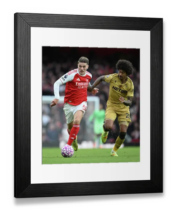 Framed Print : Arsenal v Crystal Palace - Premier League