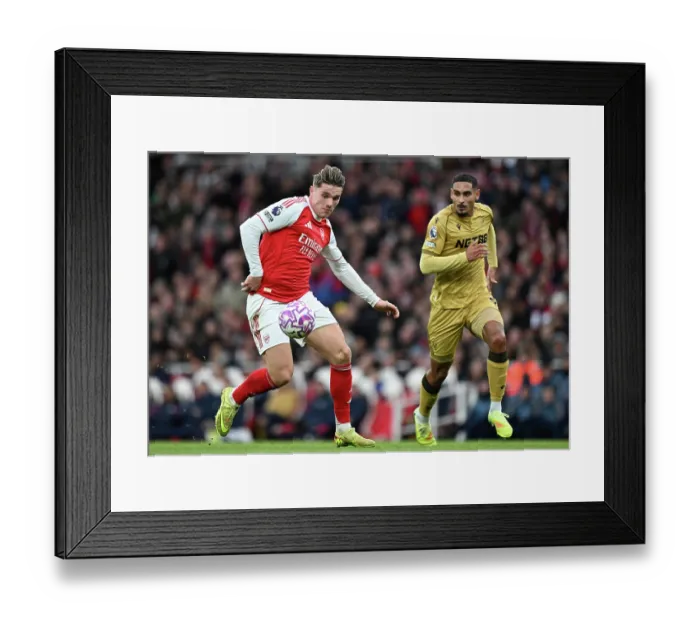 Framed Print : Arsenal v Crystal Palace - Premier League
