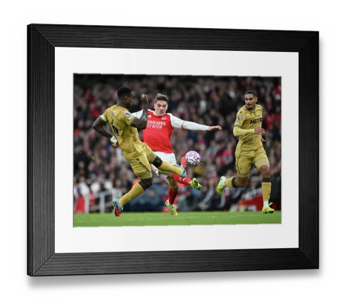 Framed Print : Arsenal v Crystal Palace - Premier League