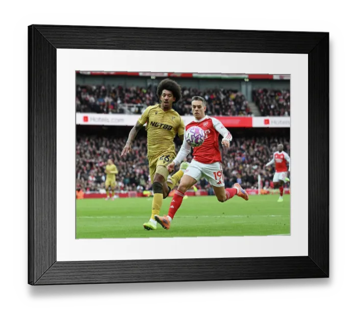 Framed Print : Arsenal v Crystal Palace - Premier League