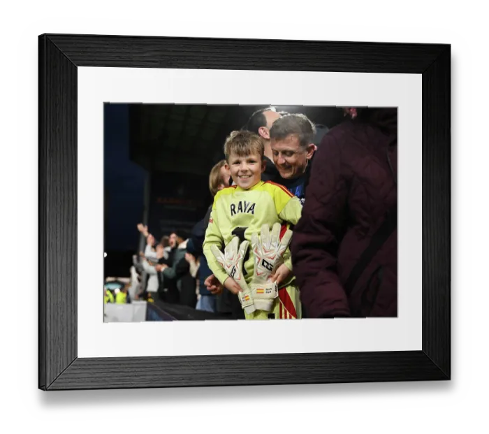 Framed Print : Burnley v Arsenal - Premier League
