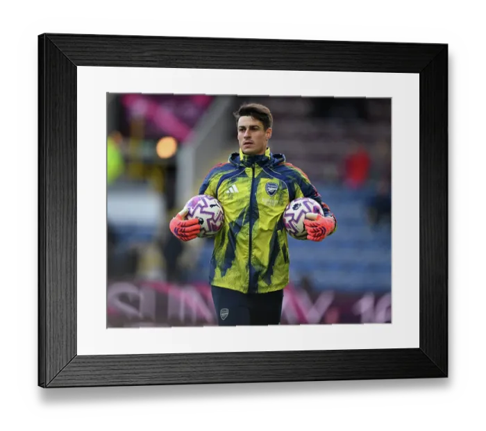 Framed Print : Burnley v Arsenal - Premier League