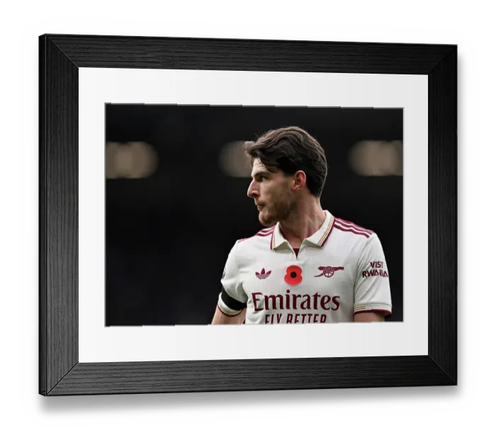 Framed Print : Burnley v Arsenal - Premier League