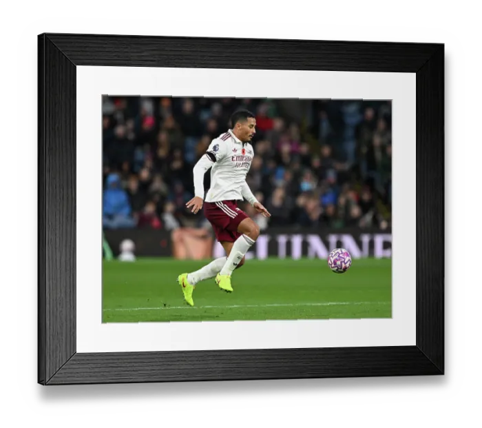 Framed Print : Burnley v Arsenal - Premier League Framed Print : Burnley v Arsenal - Premier League