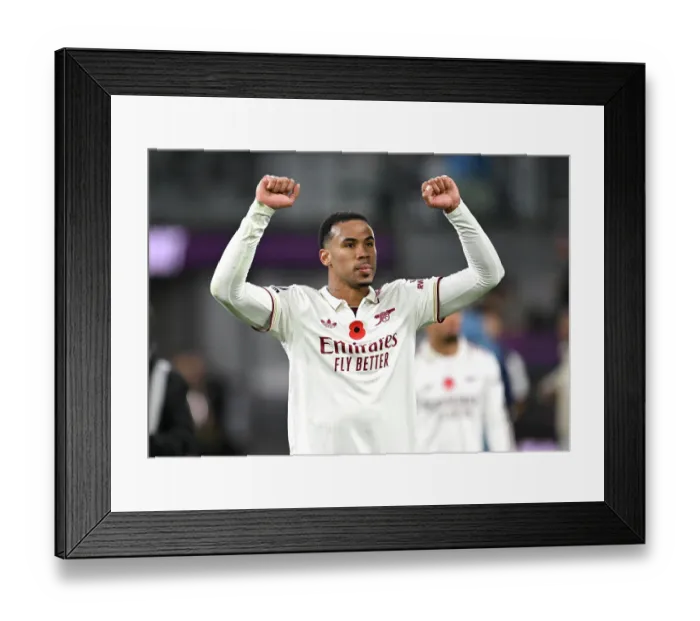 Framed Print : Burnley v Arsenal - Premier League Framed Print : Burnley v Arsenal - Premier League
