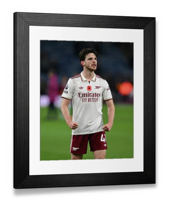 Framed Print : Burnley v Arsenal - Premier League Framed Print : Burnley v Arsenal - Premier League