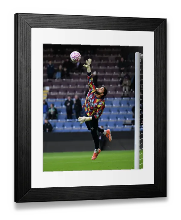 Framed Print : Burnley v Arsenal - Premier League