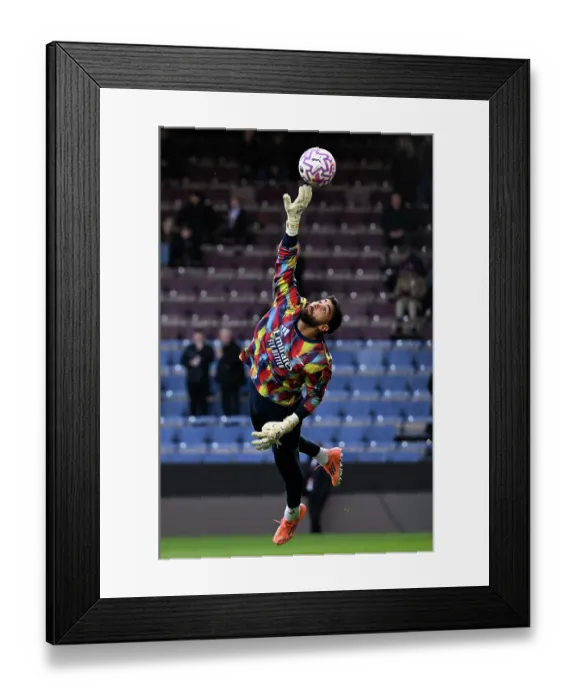 Framed Print : Burnley v Arsenal - Premier League