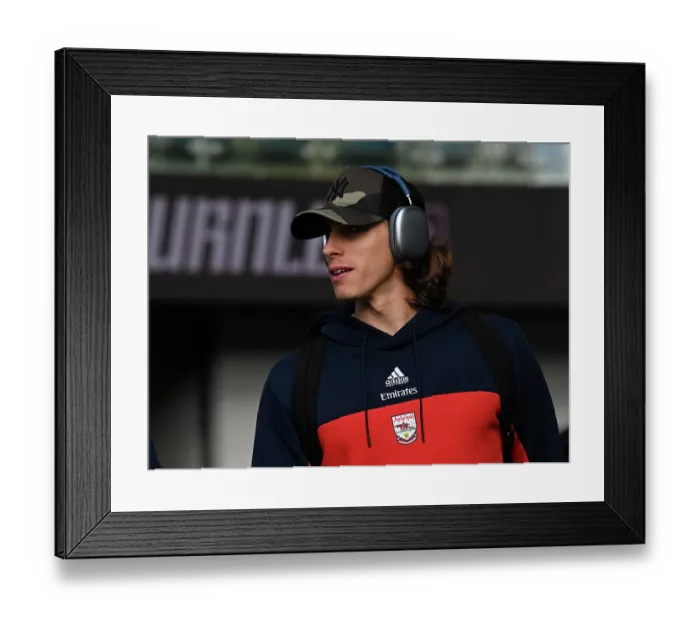 Framed Print : Burnley v Arsenal - Premier League Framed Print : Burnley v Arsenal - Premier League