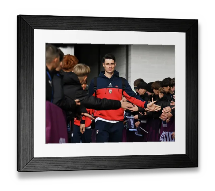 Framed Print : Burnley v Arsenal - Premier League Framed Print : Burnley v Arsenal - Premier League